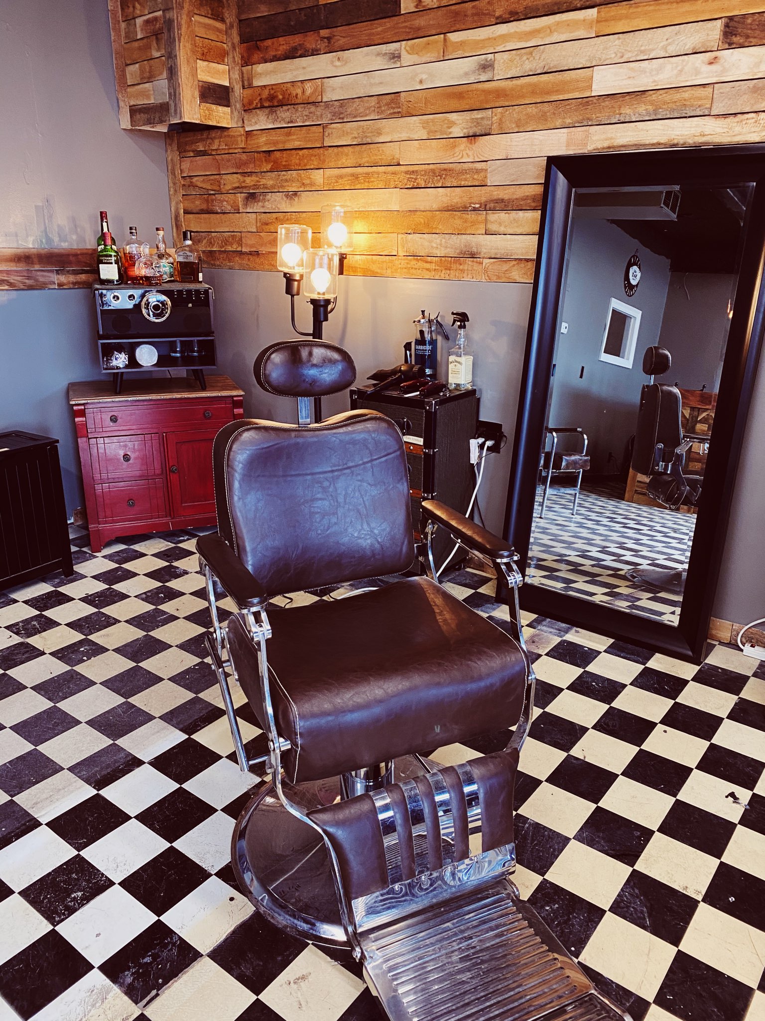 The Best Barber Chair in Nashville
